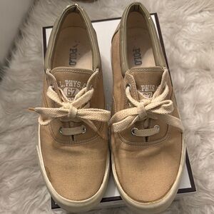 POLO 67- Vintage. Casual Men's Canvas Lace-Up in Beige. Size: Men’s 8